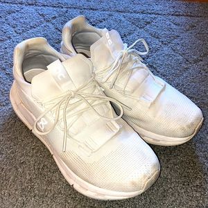 On Cloud Running Sneaker